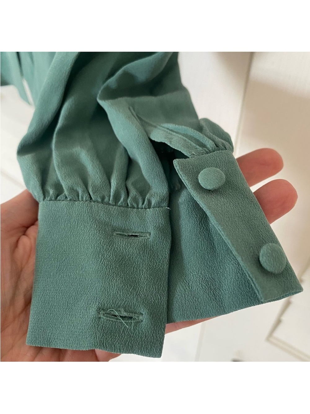 Sezane Chemise Chlo Silk Shirt Sage Green Size 8 - Picture 6 of 10